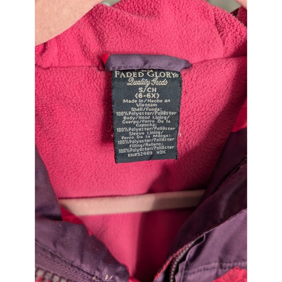 Faded Glory Kids' Puffer Jackets for Girls Plum/Pink With Hearts size 6 defects - Picture 9 of 10
